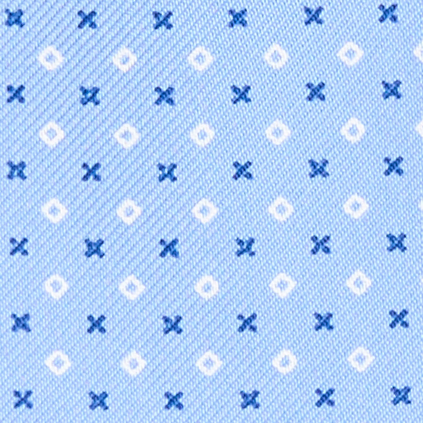 light_blue_silk_ascot_tie_small_flower_pattern_fabric_pattern_detail