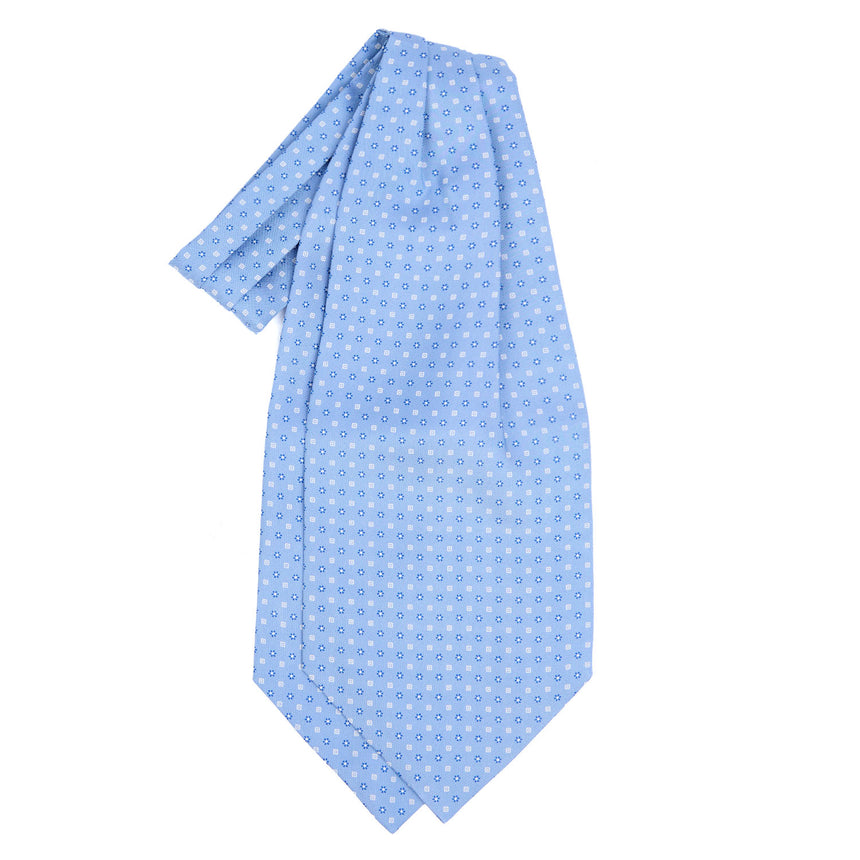 LIGHT BLUE SILK ASCOT TIE