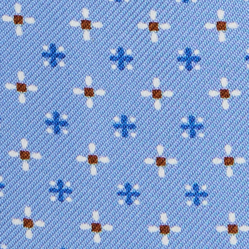 LIGHT BLUE SILK ASCOT TIE