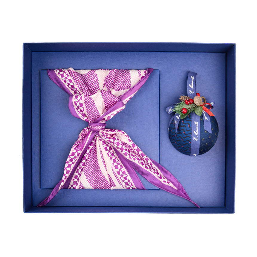 CHRISTMAS BOX WITH VIOLET SILK DIAMOND SCARF