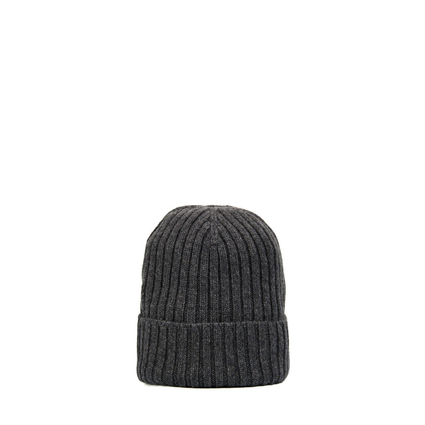 DARK GREY RIBBED BEANIE