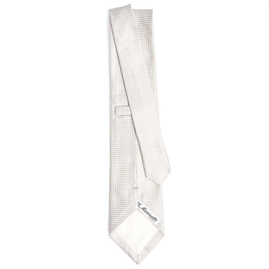 LIGHT GREY CEREMONIAL TIE
