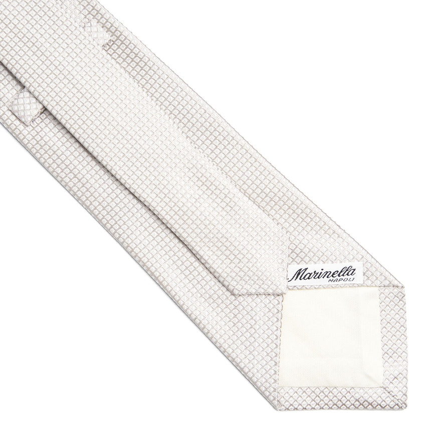 LIGHT GREY CEREMONIAL TIE