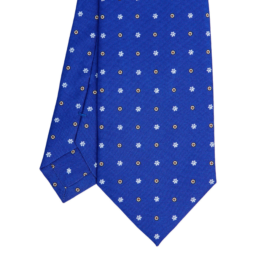 bluette_sartorial_classic_silk_tie_small_flower_pattern_tip_detail