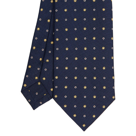 dark_blue_sartorial_classic_silk_tie_small_flower_pattern_tip_detail