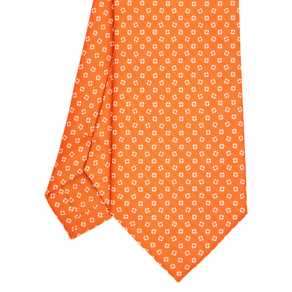 orange_sartorial_classic_silk_tie_small_flower_pattern_tip_detail
