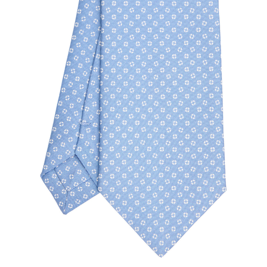 light_blue_classic_silk_tie_small_flower_pattern_tip_detail
