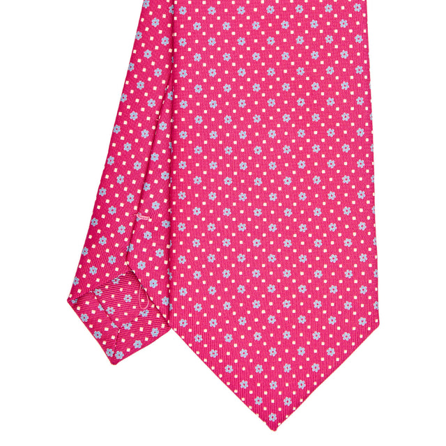 fuchsia_sartorial_classic_silk_tie_small_flower_pattern_tip_detail