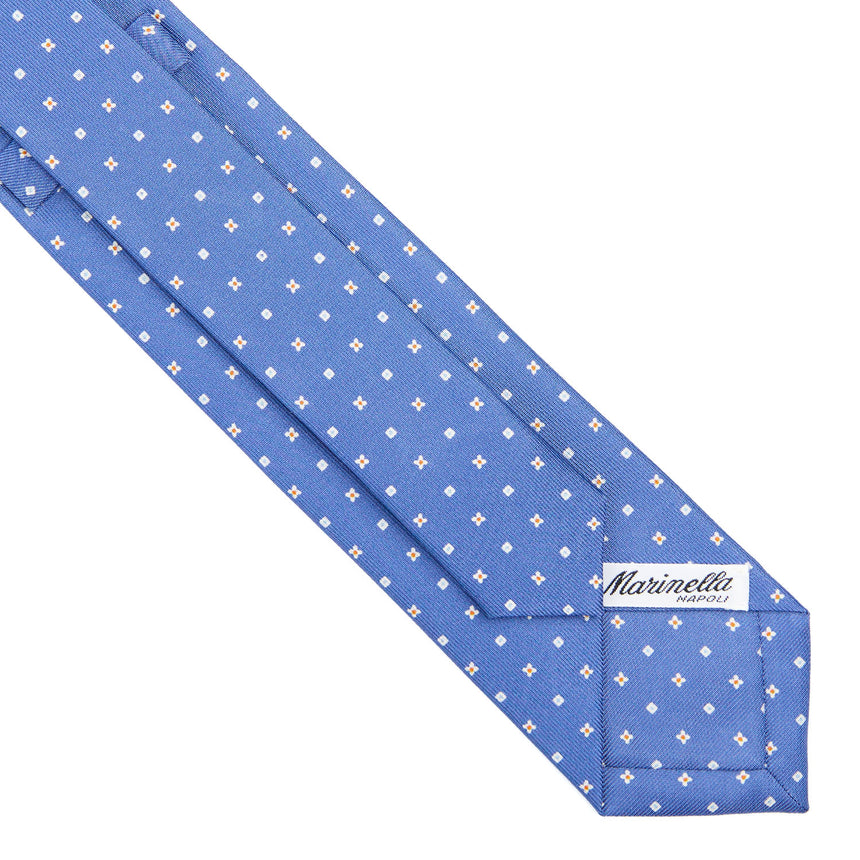 powder_blue_sartorial_7_cm_silk_tie_small_flower_pattern_back_detail