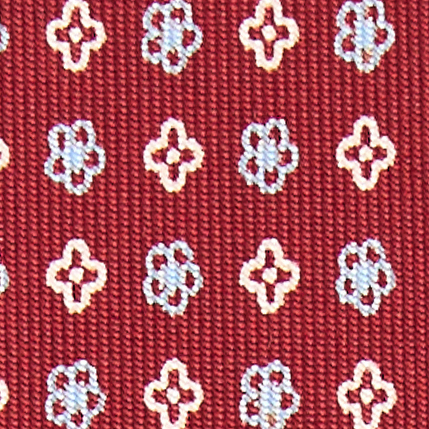 burgundy_9_fold_sartorial_silk_tie_small_flower_pattern_fabric_pattern_detail