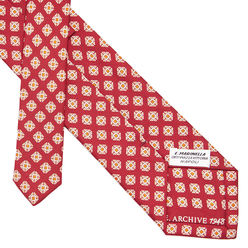 red_silk_tie_archivio_collection_1948_04_back_detail_with_label_and_print_year