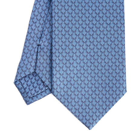powder_blue_sartorial_classic_silk_tie_small_m_geometric_pattern_tip_detail