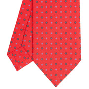 red_classic_silk_tie_small_flower_pattern_tip_detail