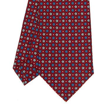 burgundy_classic_silk_tie_small_flower_pattern_tip_detail