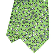 light_green_sartorial_classic_silk_tie_small_flower_pattern_tip_detail
