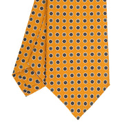yellow_classic_silk_tie_small_flower_pattern_tip_detail