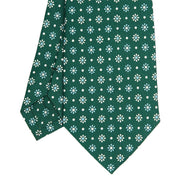 dark_green_sartorial_classic_silk_tie_small_flower_pattern_tip_detail