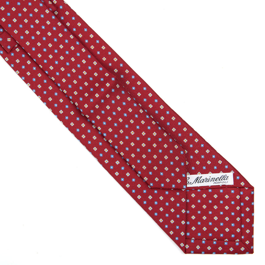 burgundy_extra_long_sartorial_silk_tie_small_flower_pattern_fabric_pattern_detail