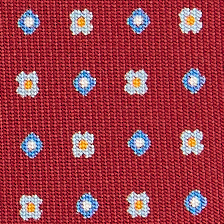 burgundy_extra_long_sartorial_silk_tie_small_flower_pattern_fabric_pattern_detail