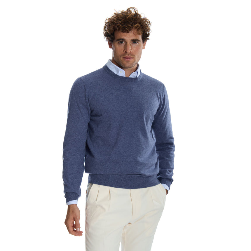 BLUE CREWNECK SWEATER