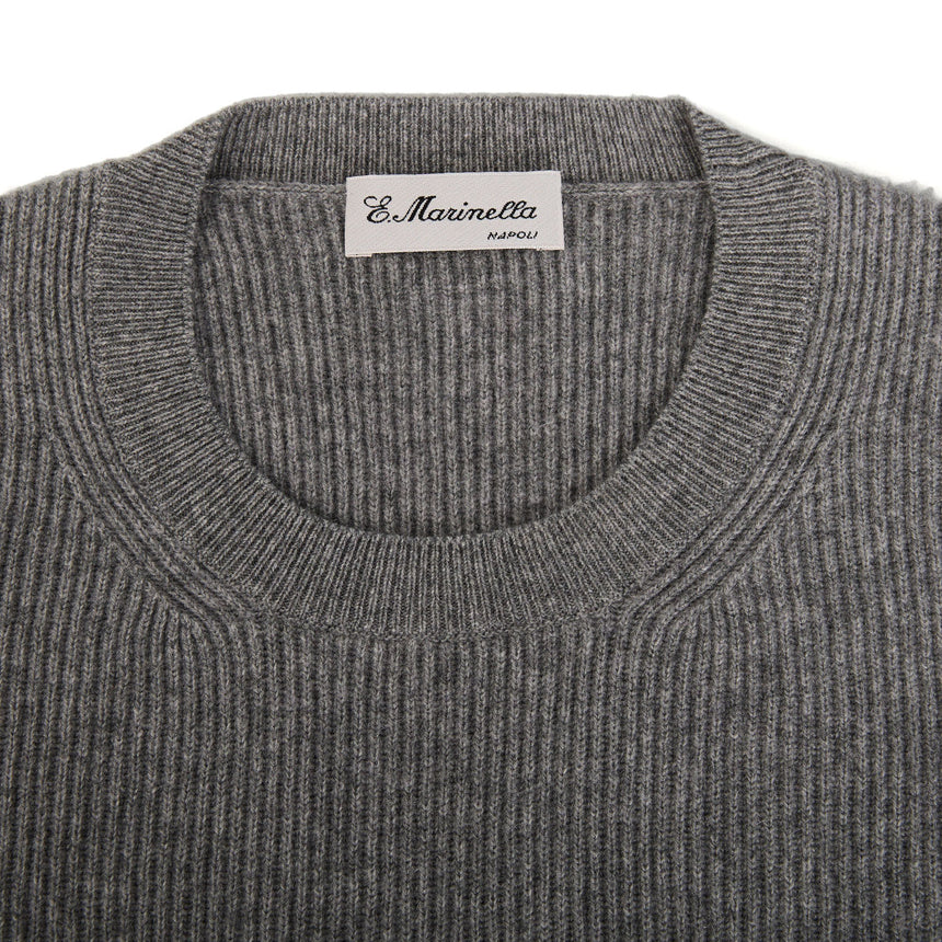 GREY CREWNECK SWEATER