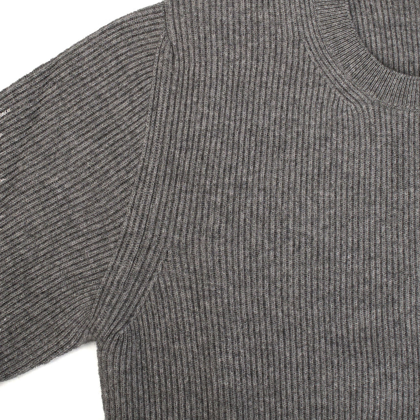 GREY CREWNECK SWEATER