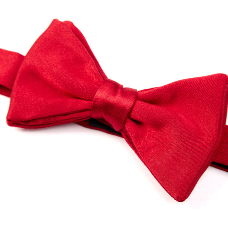 RED PRE-KNOTTED SILK SATIN BOWTIE