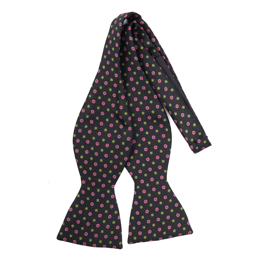 BLACK SILK BOWTIE TO SELF-TIE