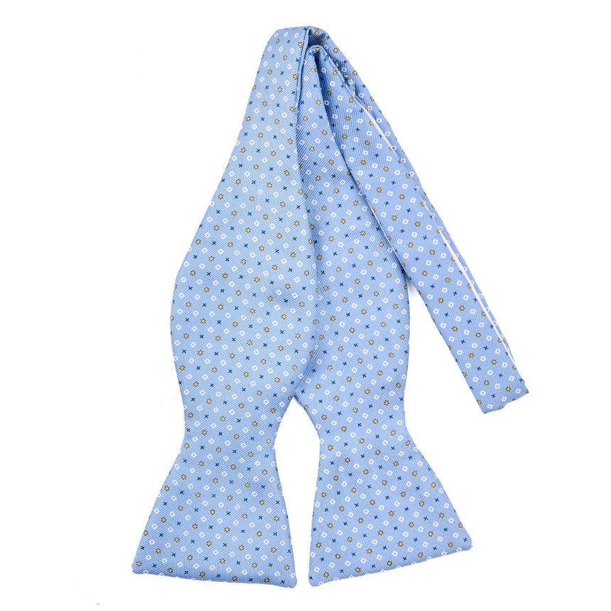 LIGHT BLUE SILK BOWTIE TO SELF-TIE