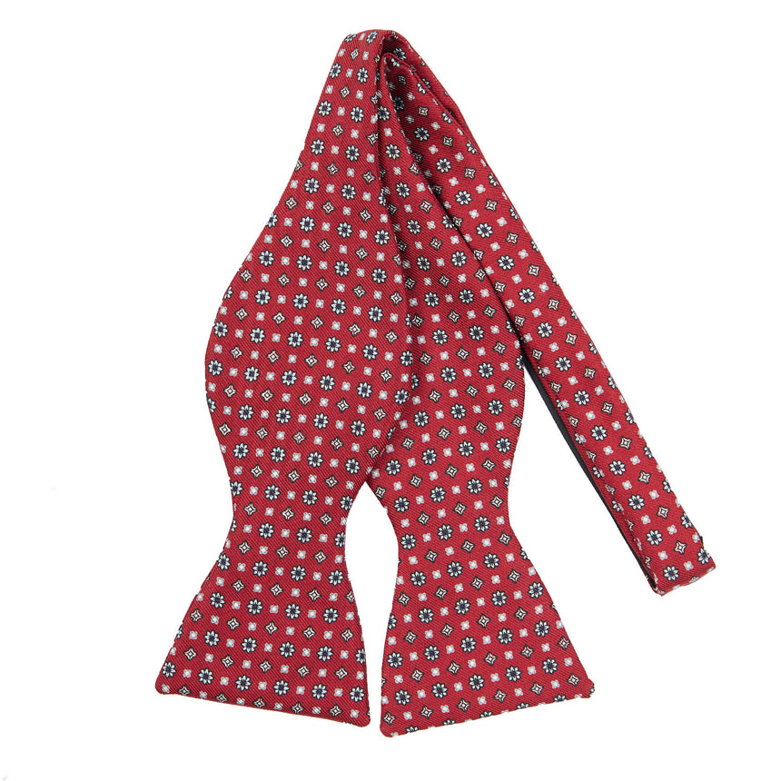 BURGUNDY SILK BOWTIE TO SELF-TIE