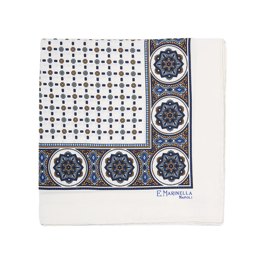 WHITE HAND-PRINTED SILK POCKET SQUARE