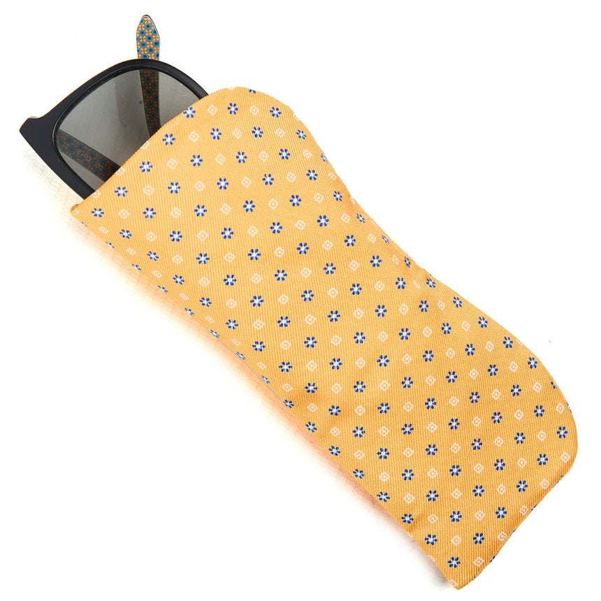 YELLOW GLASSES CASE