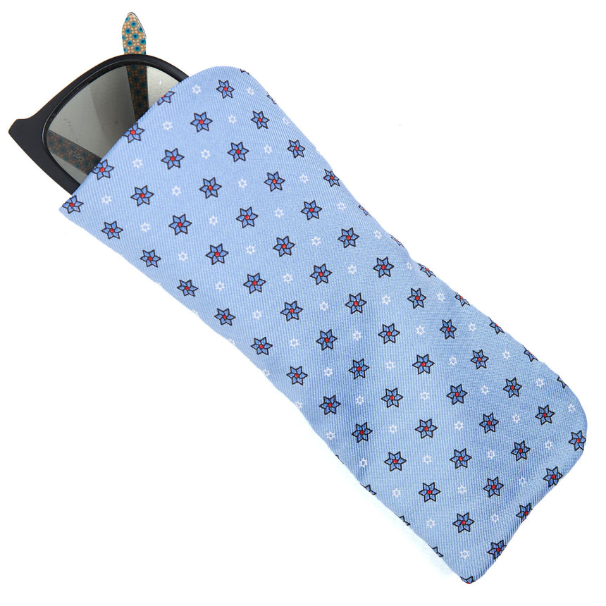 LIGHT BLUE GLASSES CASE