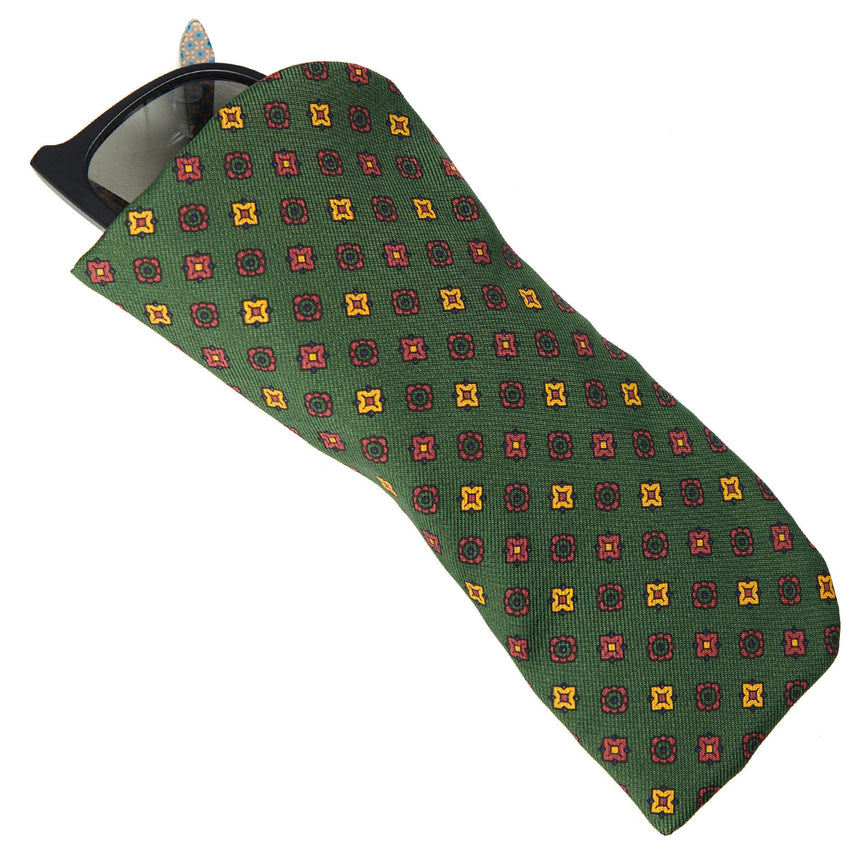 DARK GREEN GLASSES CASE