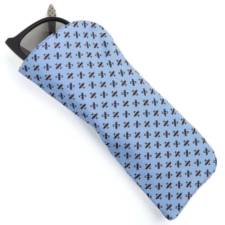 LIGHT BLUE GLASSES CASE
