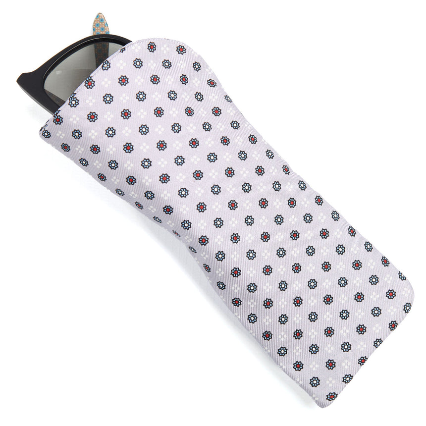 LIGHT GREY GLASSES CASE