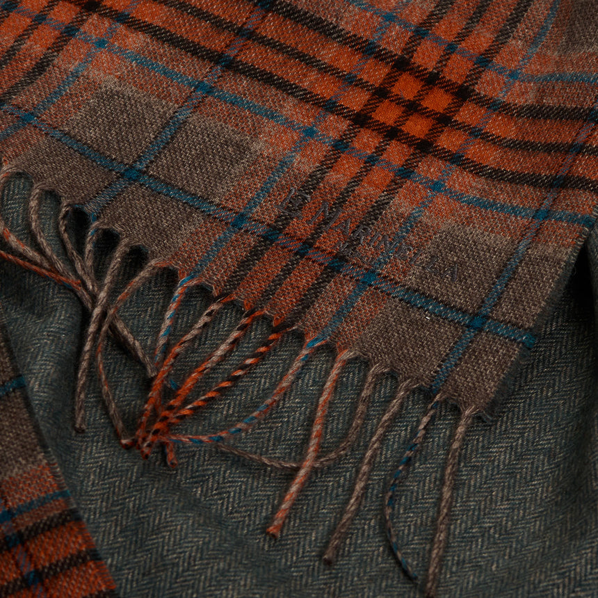 BROWN AND GREEN FRINGED SCARF