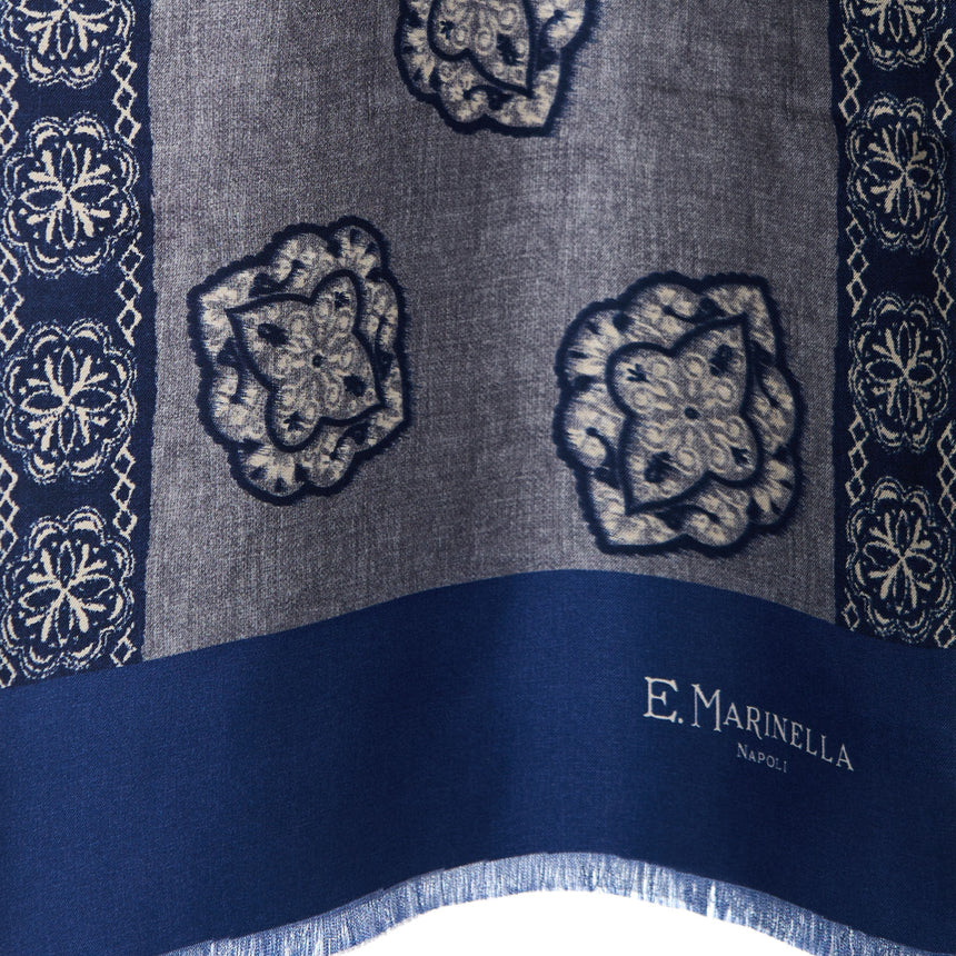 SCIARPA TUBOLARE GRIGIO SCURO IN SETA TWILL