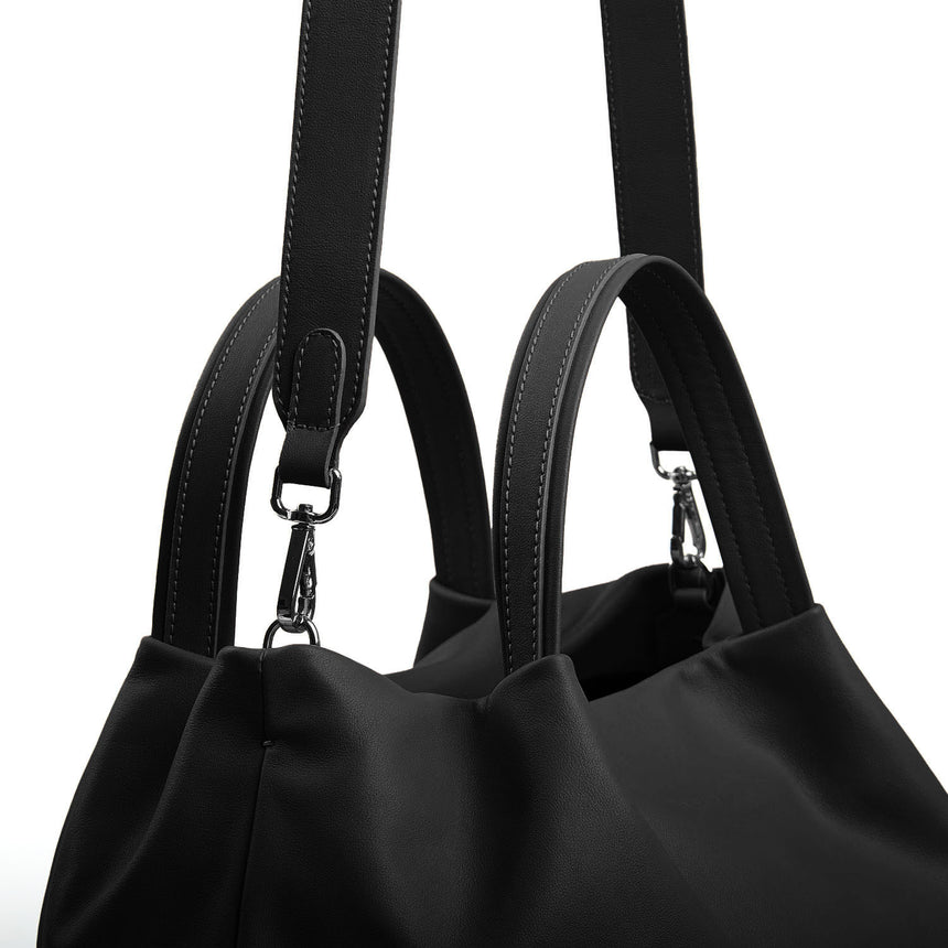 BLACK SOFT BAG
